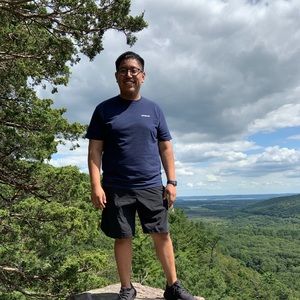 Meet your Posher, Adolfo